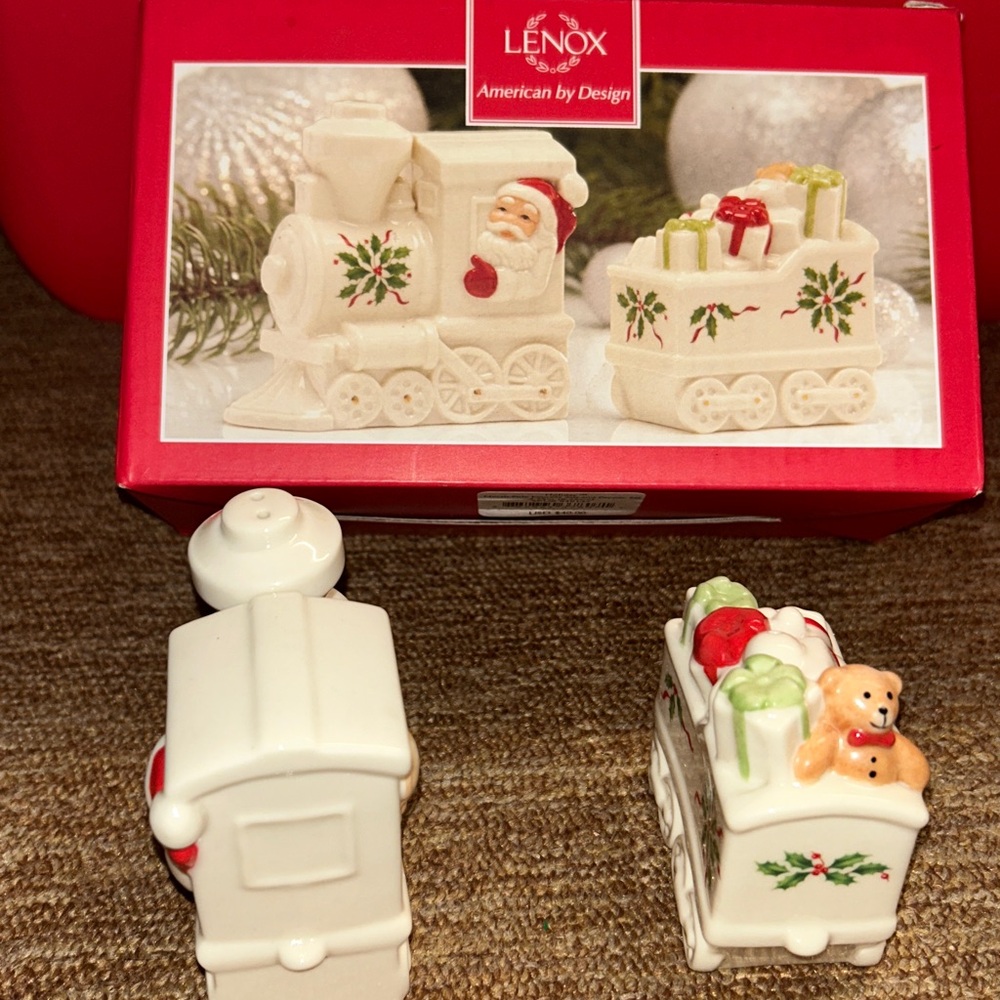 Lenox Holiday North Pole Express Salt and Pepper Set - Picture 2 of 6